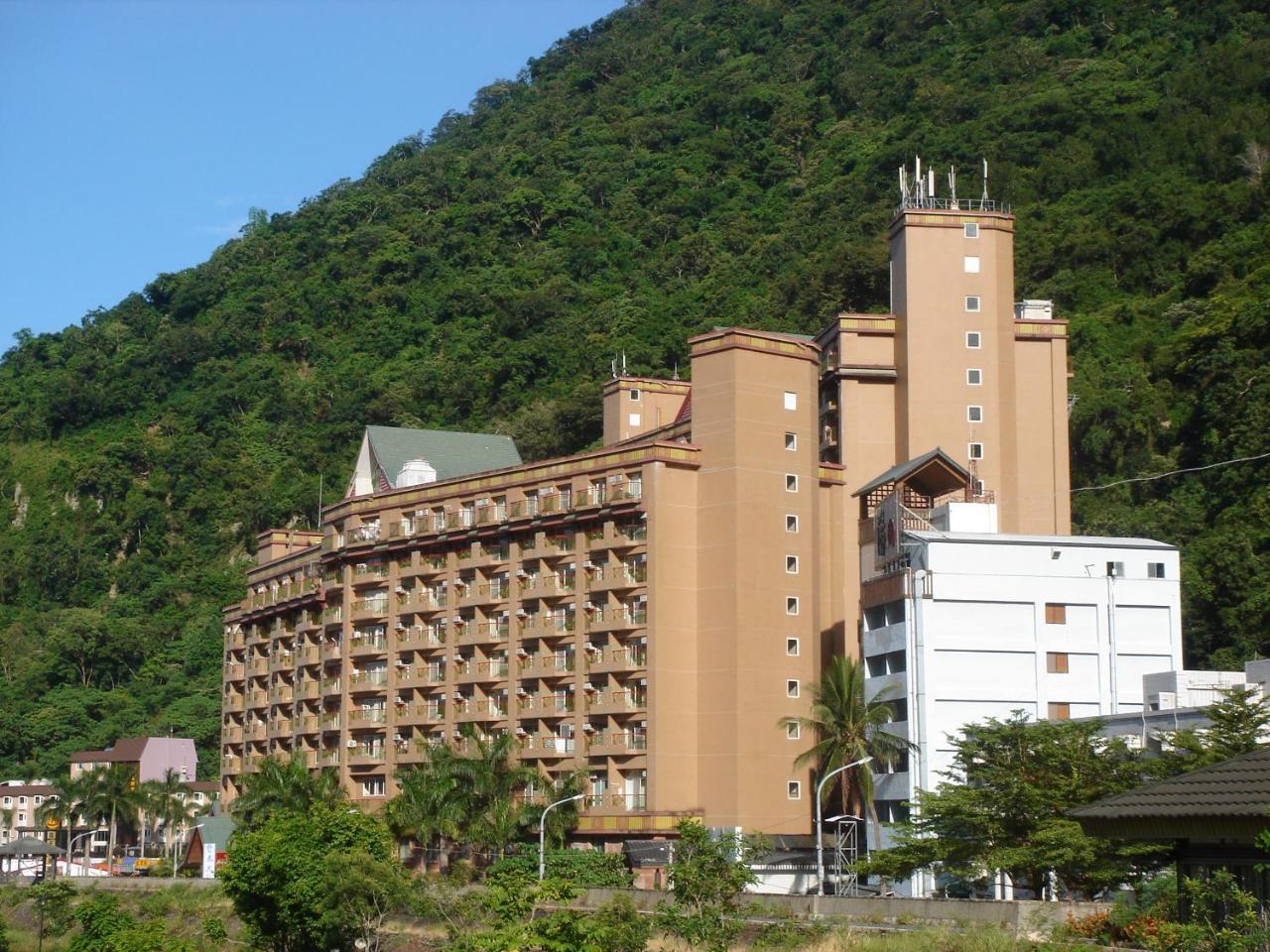 Fujiyeh Chipen Hot Spring Resort Wenquan Екстериор снимка